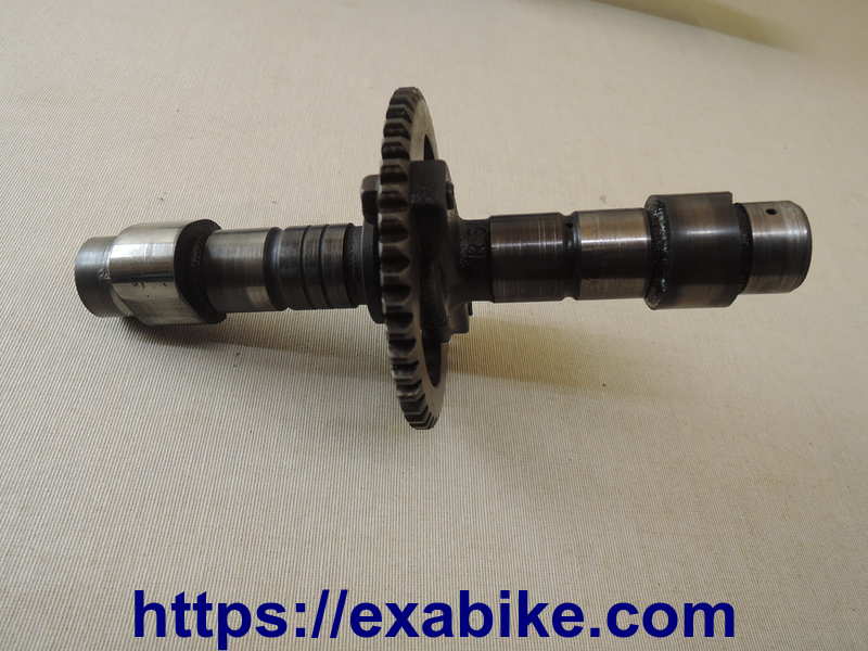 camshaft, rear intake Honda VFS 750 - photo 1