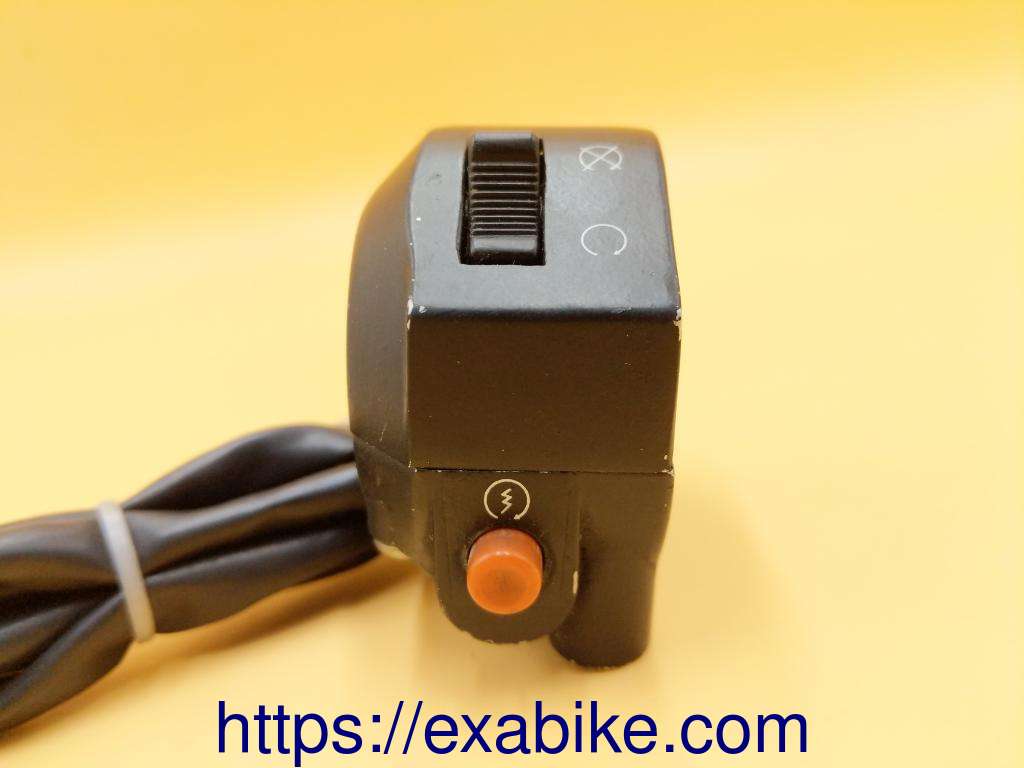 commodo droit Hyosung GF 125 - photo 1