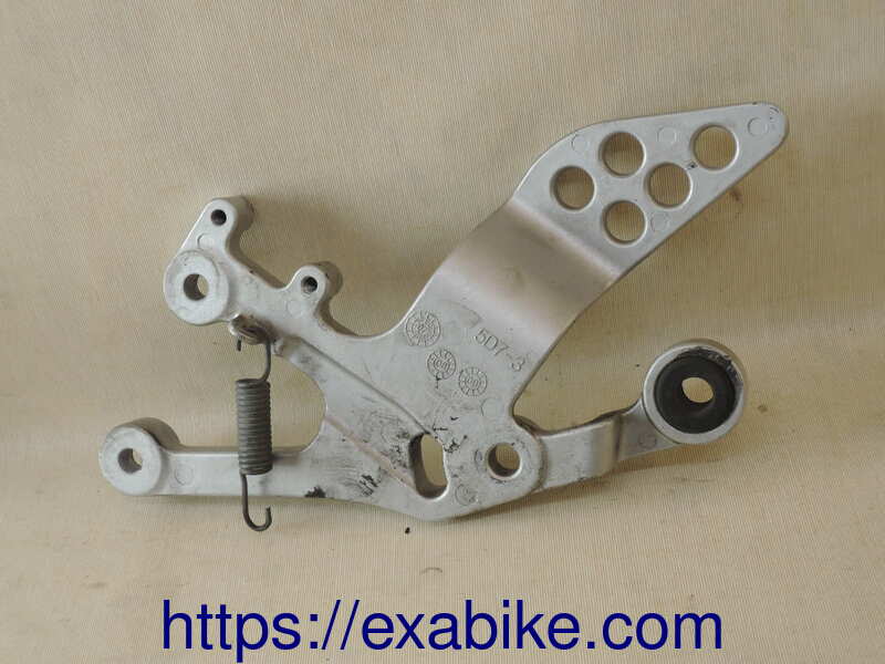 footrest plate, front right Yamaha 125 YZF-R - photo 2