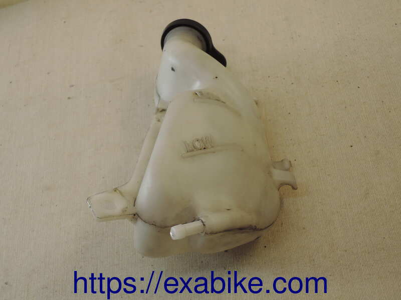 expansion tank Yamaha 125 YZF-R - photo 1