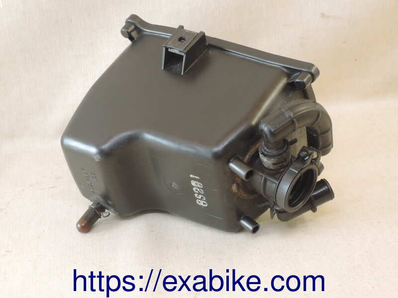 air cleaner case Yamaha 125 YZF-R - photo 2