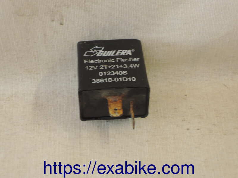 turn signal relay Suzuki GS 500 - photo 1