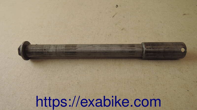 front wheel axle BMW K1200RS - photo 1