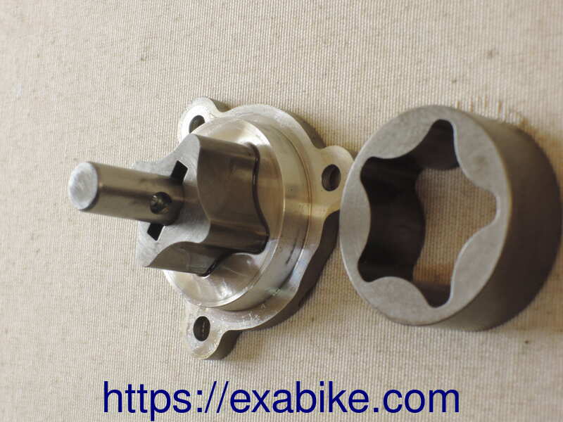 oil pump BMW F650ST - photo 2