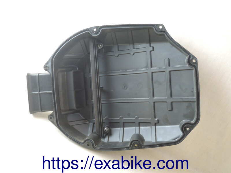 air cleaner cover Honda XL 1000 Varadero - photo 2