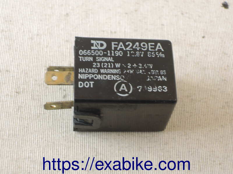 turn signal relay Kawasaki 1000 RX - photo 1