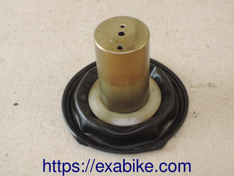 carburetor vacuum valve Suzuki GS400E - photo 1