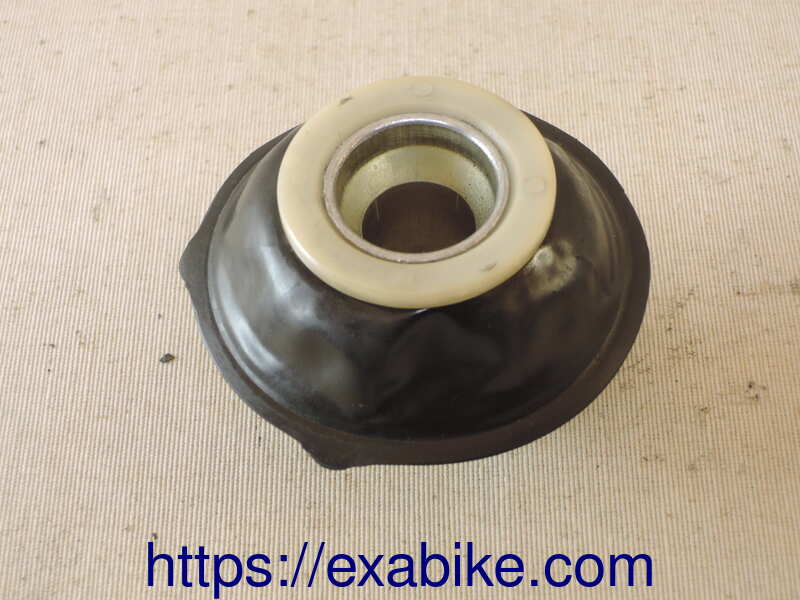 carburetor vacuum valve Suzuki GS400E - photo 2