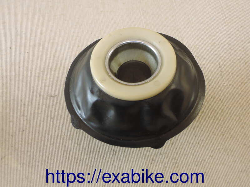 carburetor vacuum valve Suzuki GS400E - photo 2