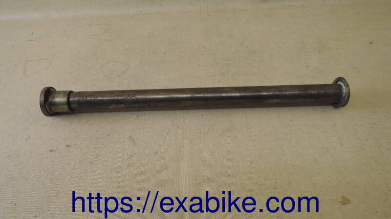 axe de bras oscillant Kawasaki Zephyr 750 - photo 1