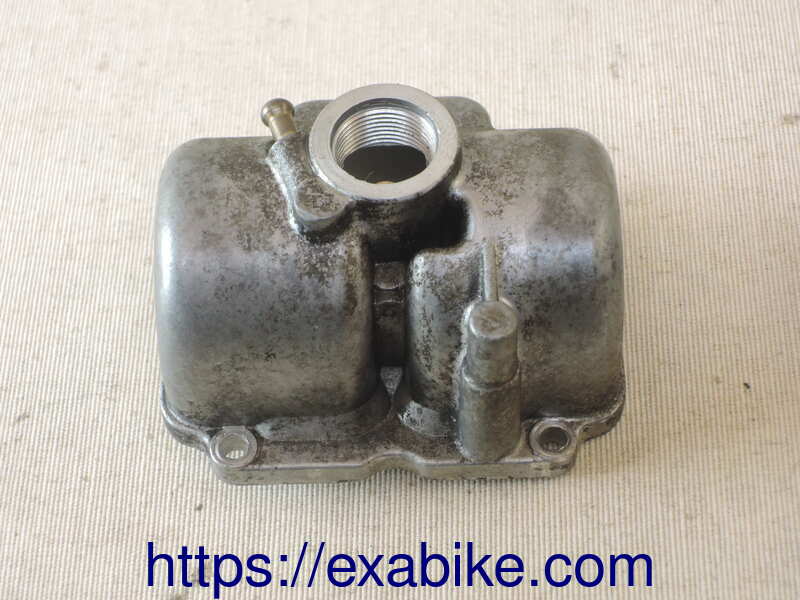 carburetor float chamber Suzuki GS400E - photo 1