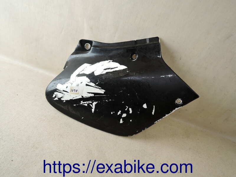 cache latéral droit Honda XR 400 - photo 1