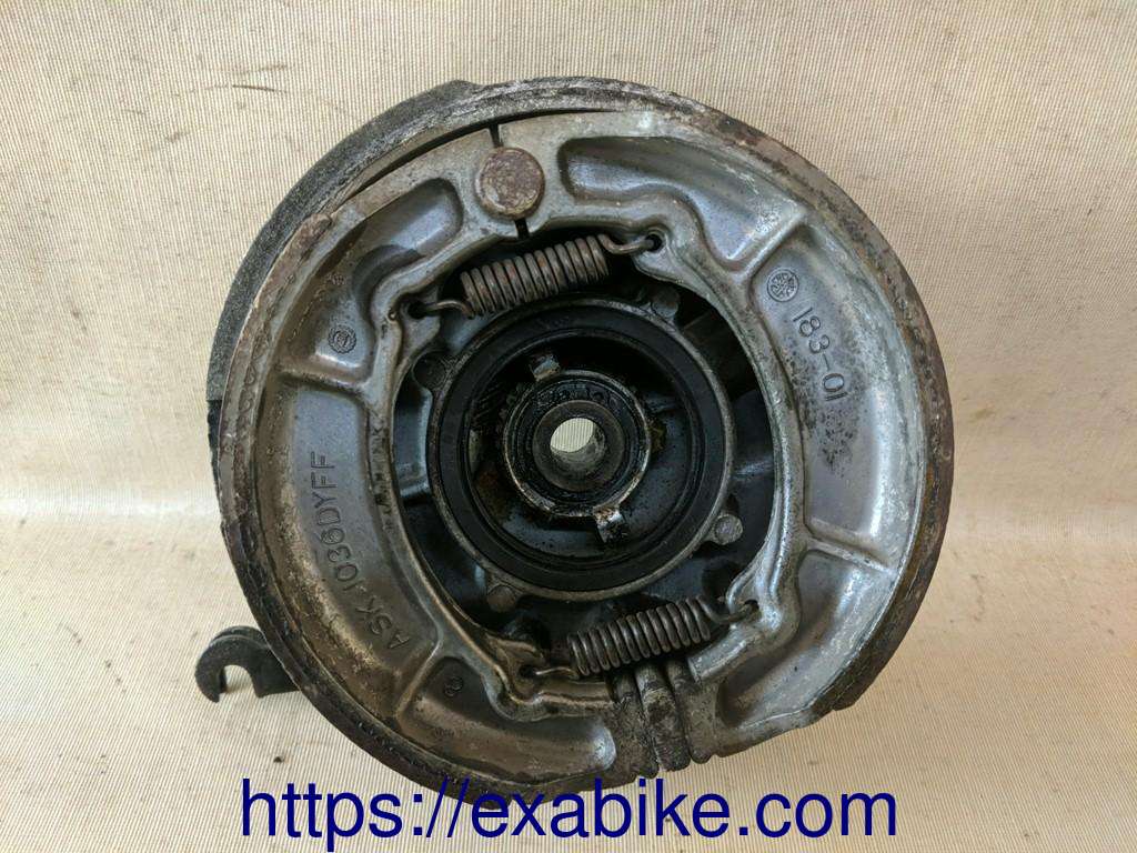 flasque de frein avant Yamaha DT 175 - photo 2