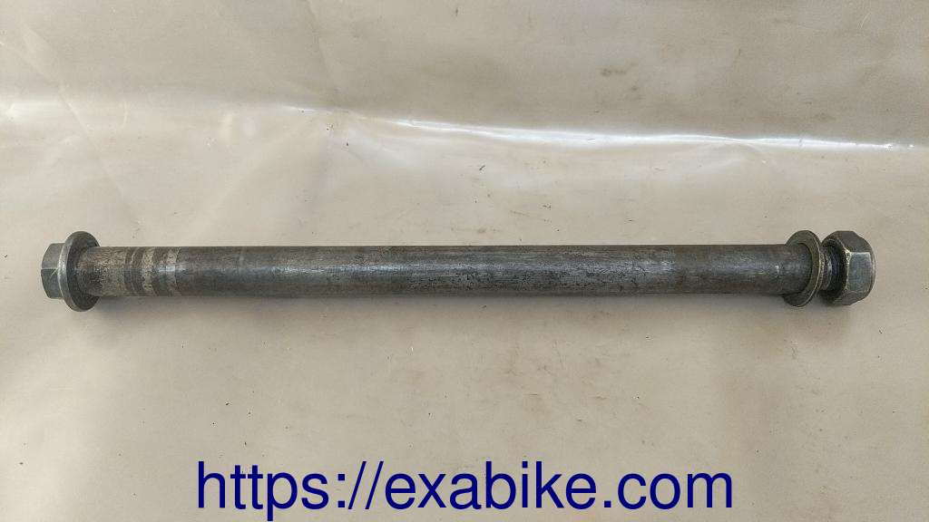 rear wheel axle Honda VTR 1000 - photo 1