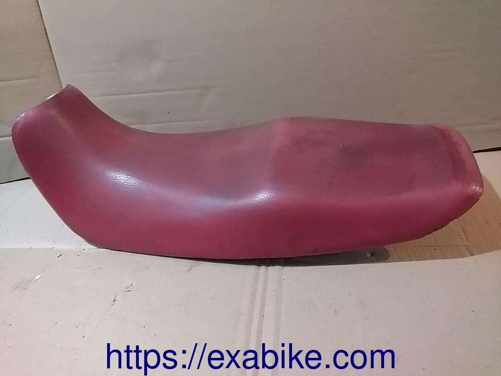 selle Kawasaki GPZ 500 - photo 2