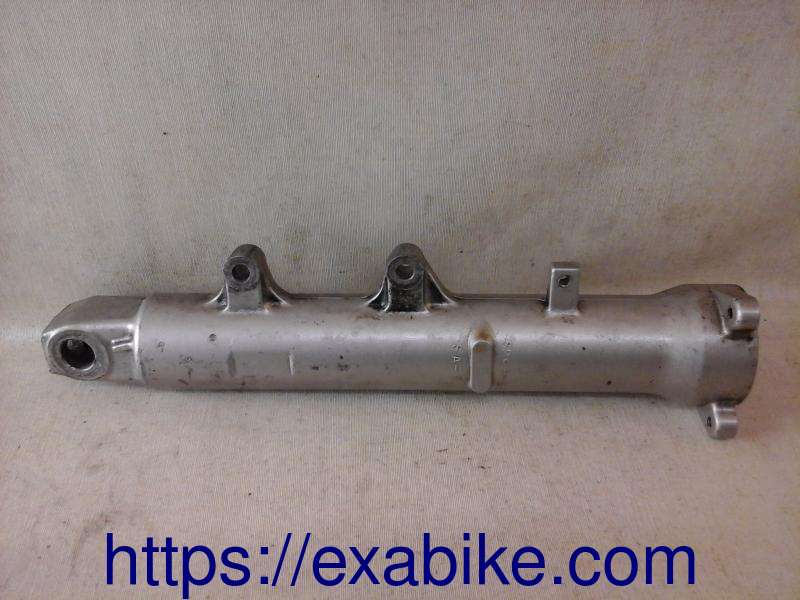 lower fork case, left Suzuki GSXF 750 - photo 2