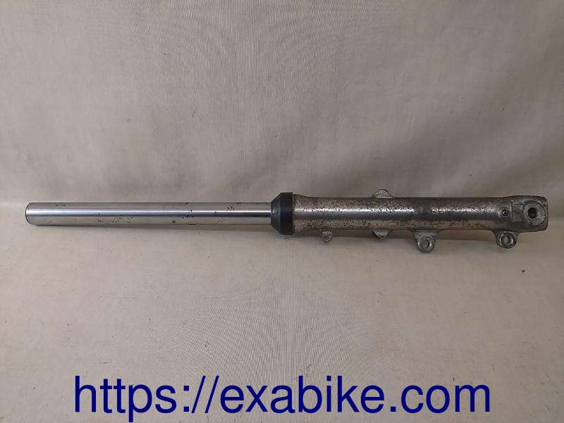 bras de fourche droit Yamaha XS 250 - photo 1