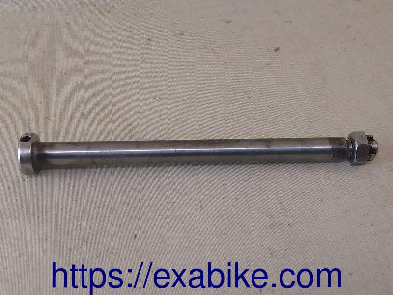 wheel axle, rear Yamaha XS 250 - photo 1
