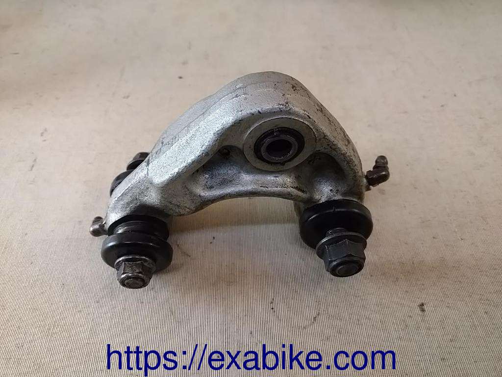 swingarm connecting Honda XLR 500 - photo 1