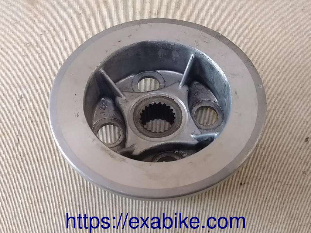 noix d'embrayage Honda XLR 500 - photo 2