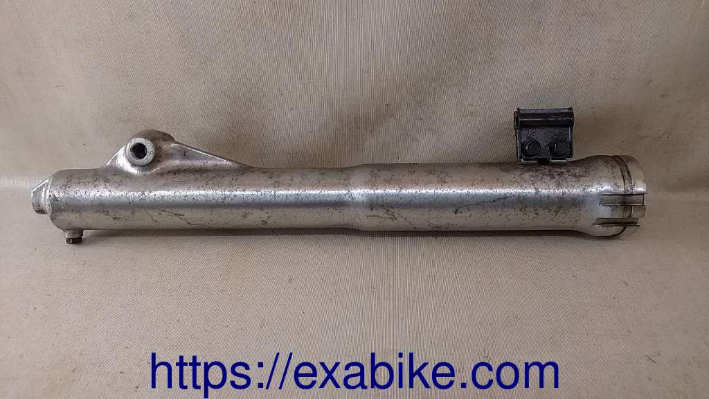 lower fork case, left Honda XLR 500 - photo 1