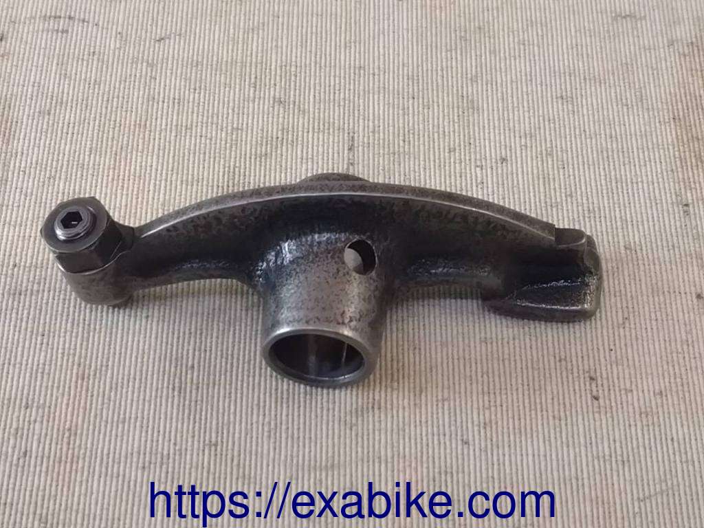 culbuteur Yamaha XS 250 - photo 2