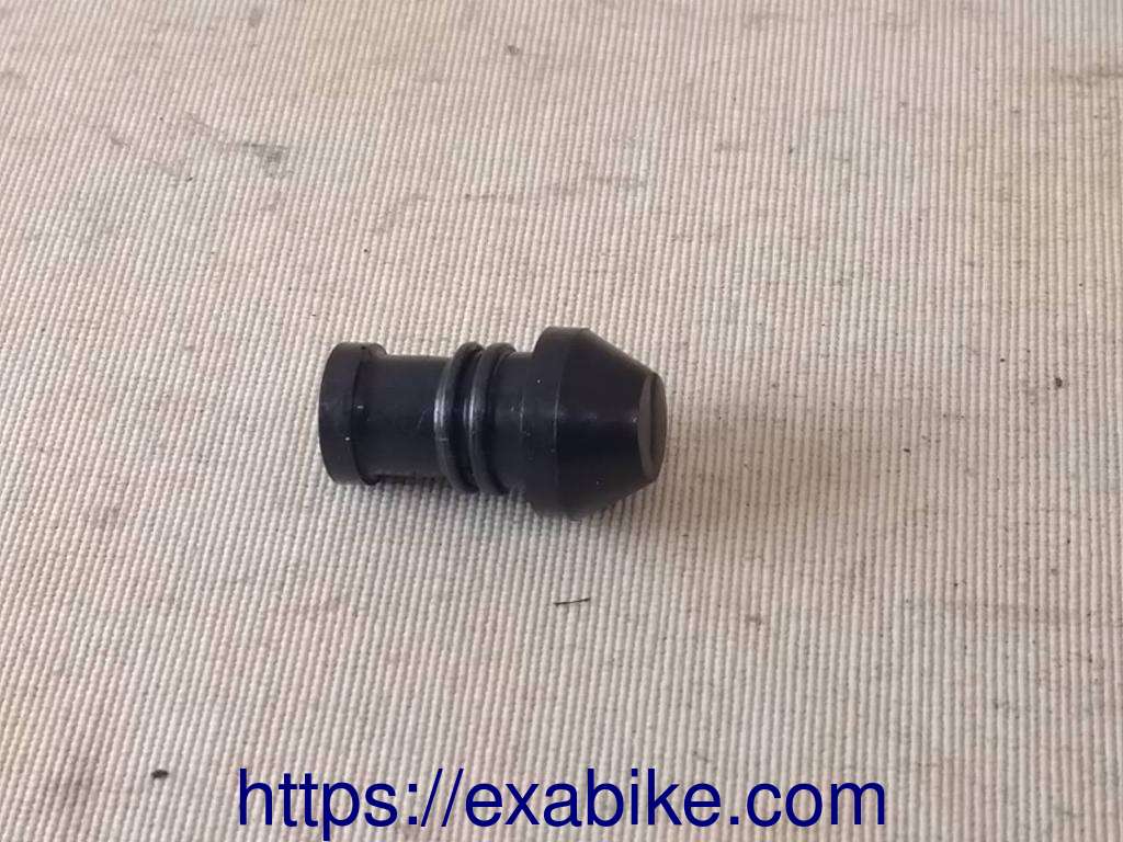 valve rocker shaft plug Yamaha XS 250 - photo 1