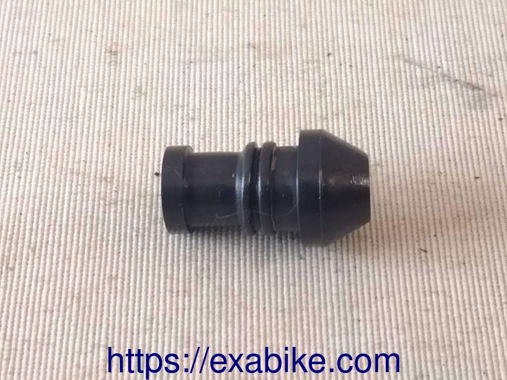 valve rocker shaft plug Yamaha XS 250 - photo 1
