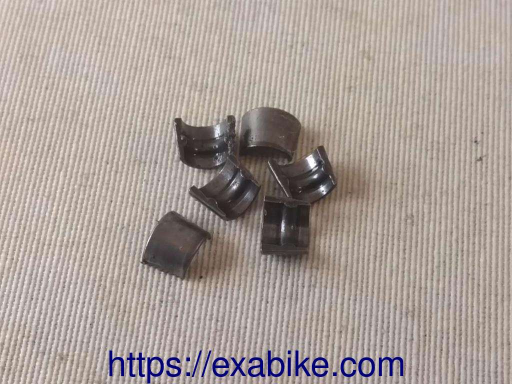 valves retainers Yamaha XS 250 - photo 1