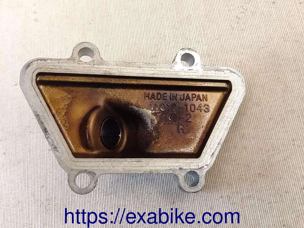 cylinder head cover cap, right Kawasaki ZR-7 - photo 2