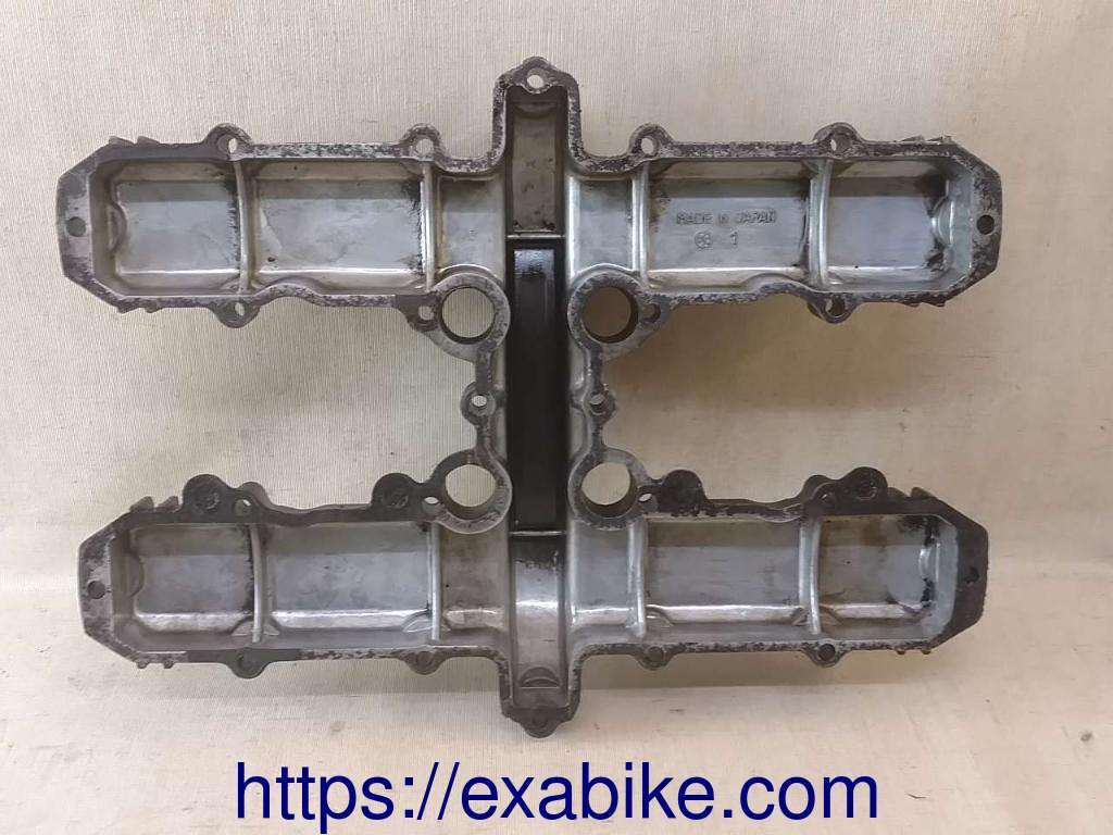 cylinder head cover Kawasaki GPZ 400 ZX - photo 2