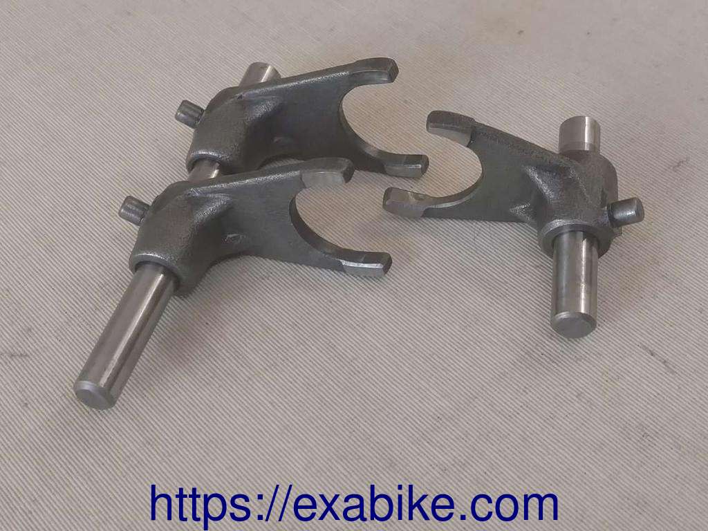 gearshift forks Hyosung GF 125 - photo 1