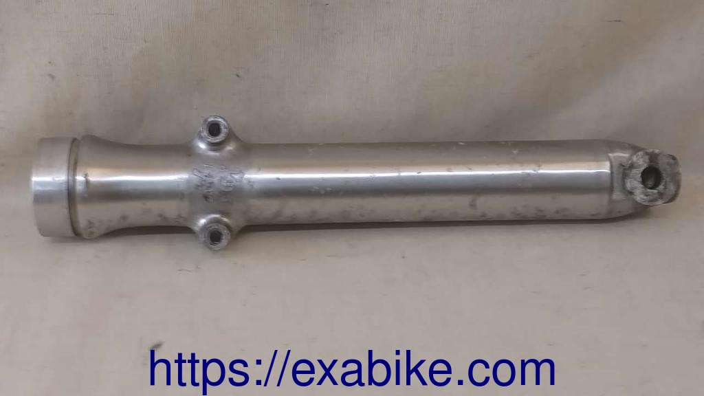 lower fork case, right Suzuki GN 125 - photo 2