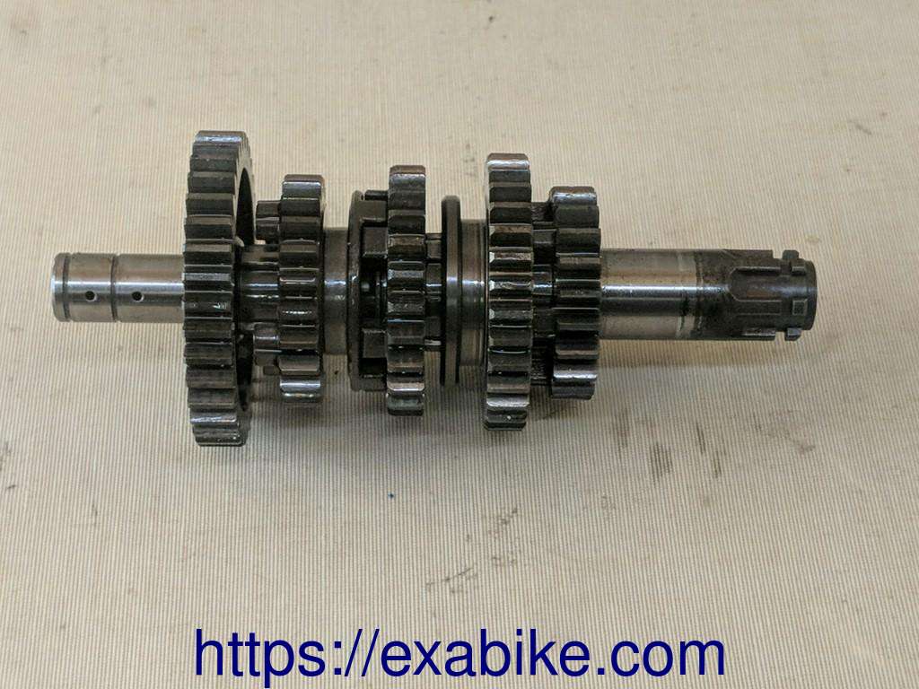 gearbox secondary shaft Yamaha 125 XTX - photo 1