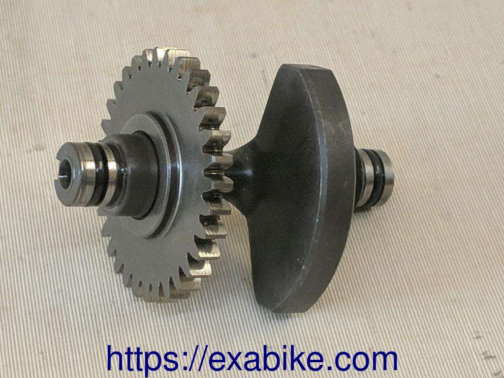 balancer shaft Yamaha 125 XTX - photo 1