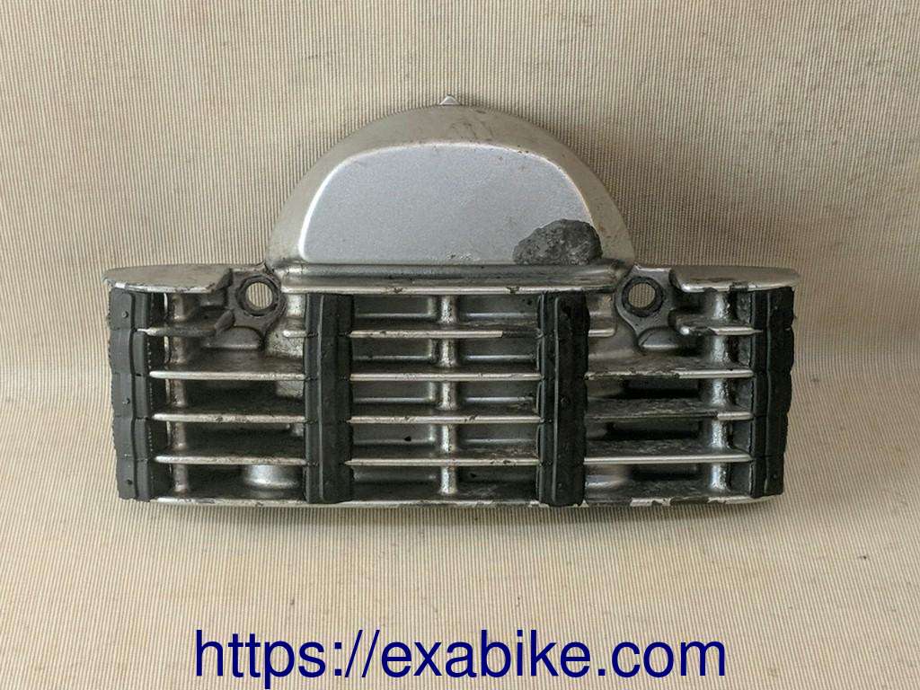 cylinder head side cover Yamaha 125 XTX - photo 1