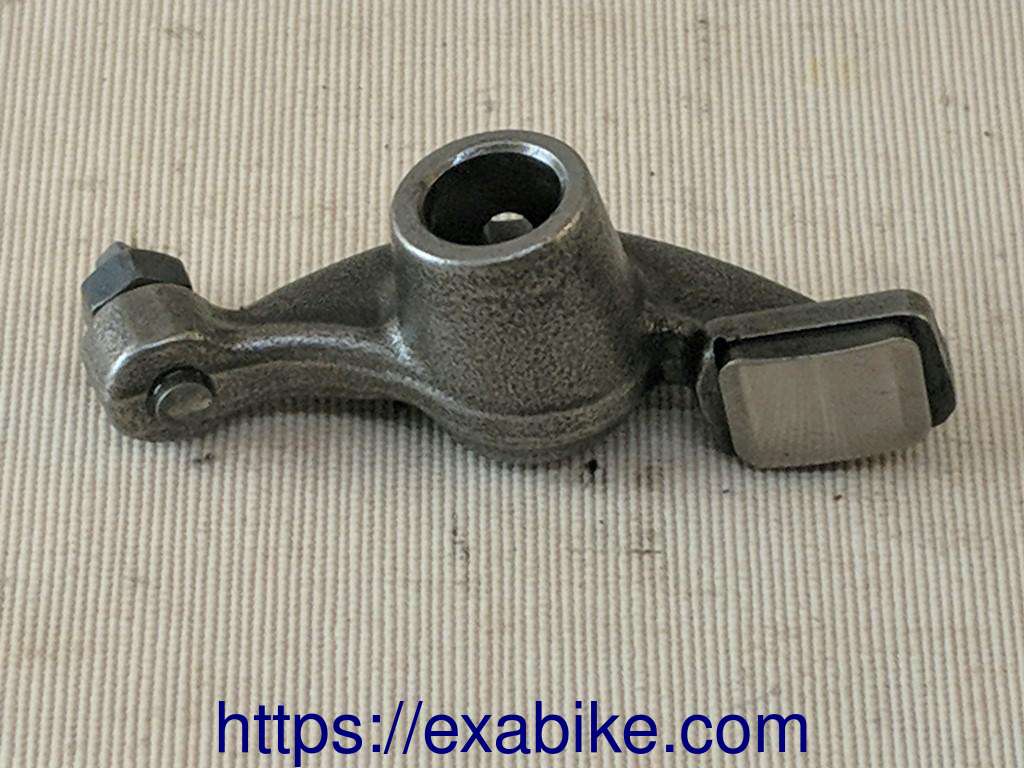culbuteur Yamaha 125 XTX - photo 1