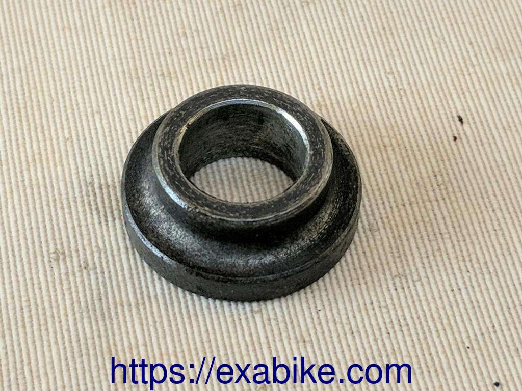 entretoise de roue avant Yamaha 125 XTX - photo 1