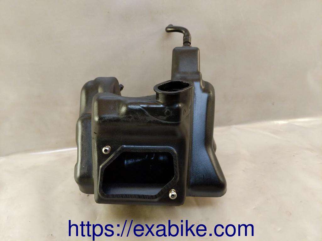 air cleaner case Yamaha 125 XTX - photo 3