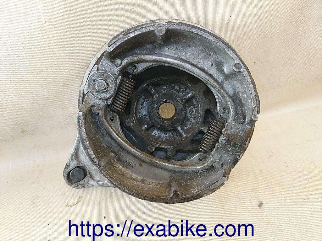 rear brake panel Honda CM400 T - photo 2