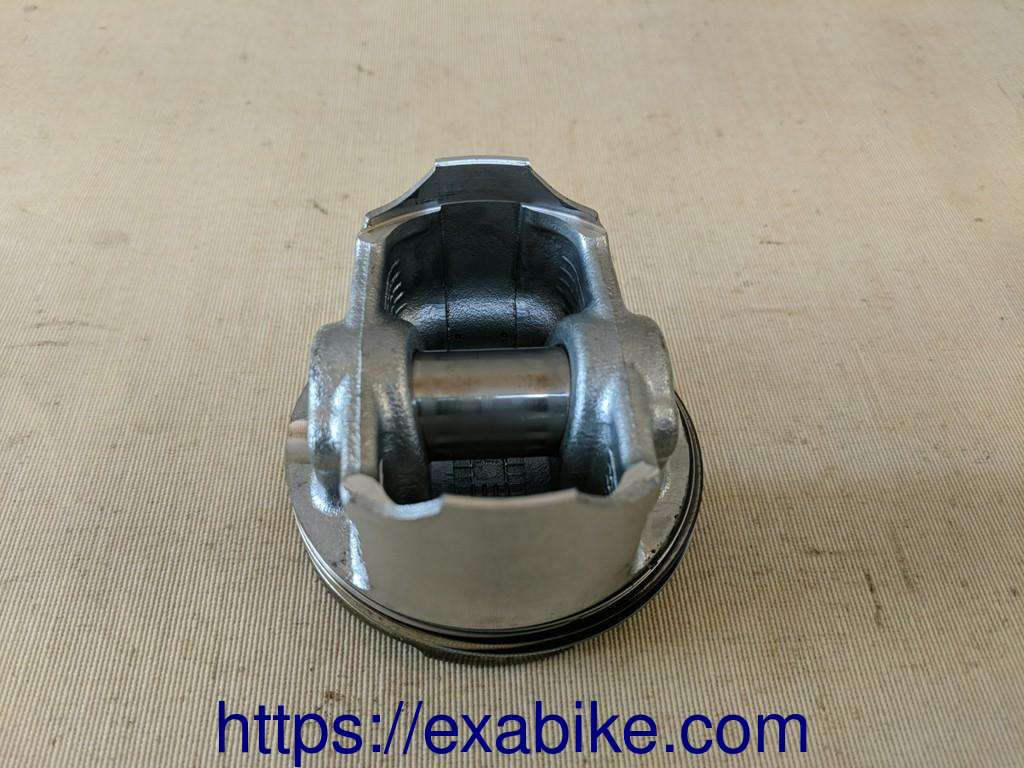 piston Kawasaki Z 750 - photo 2