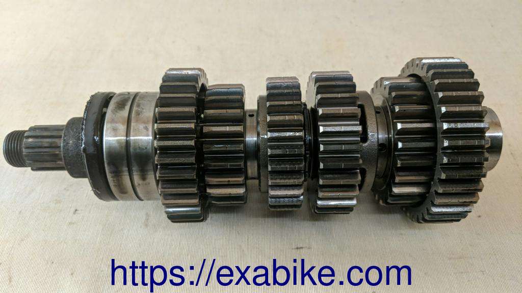 arbre secondaire de boite Kawasaki Z 750 - photo 1