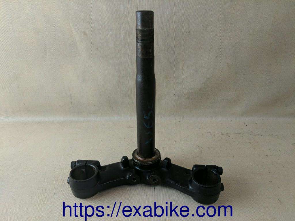 fork bracket, lower Yamaha XJ 650 - photo 1