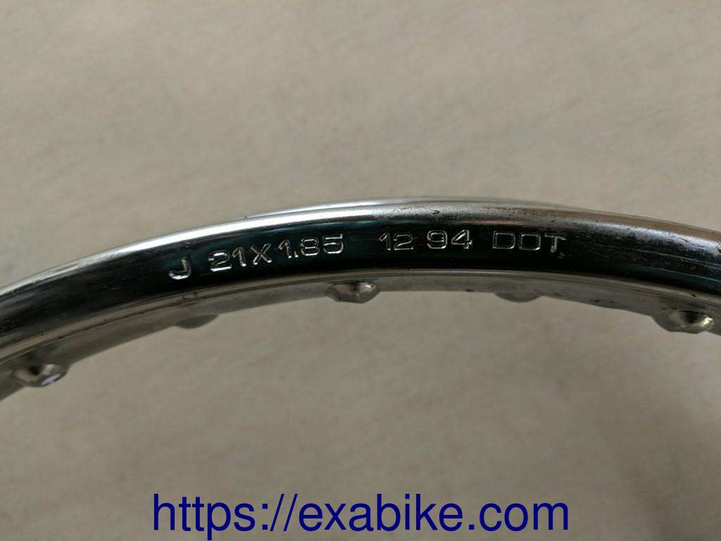 front wheel rim Yamaha XT 350 - photo 2