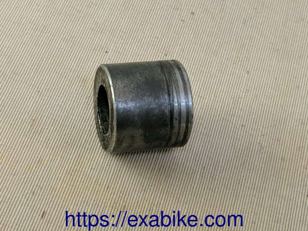 wheel spacer, front Suzuki GN 250 - photo 1