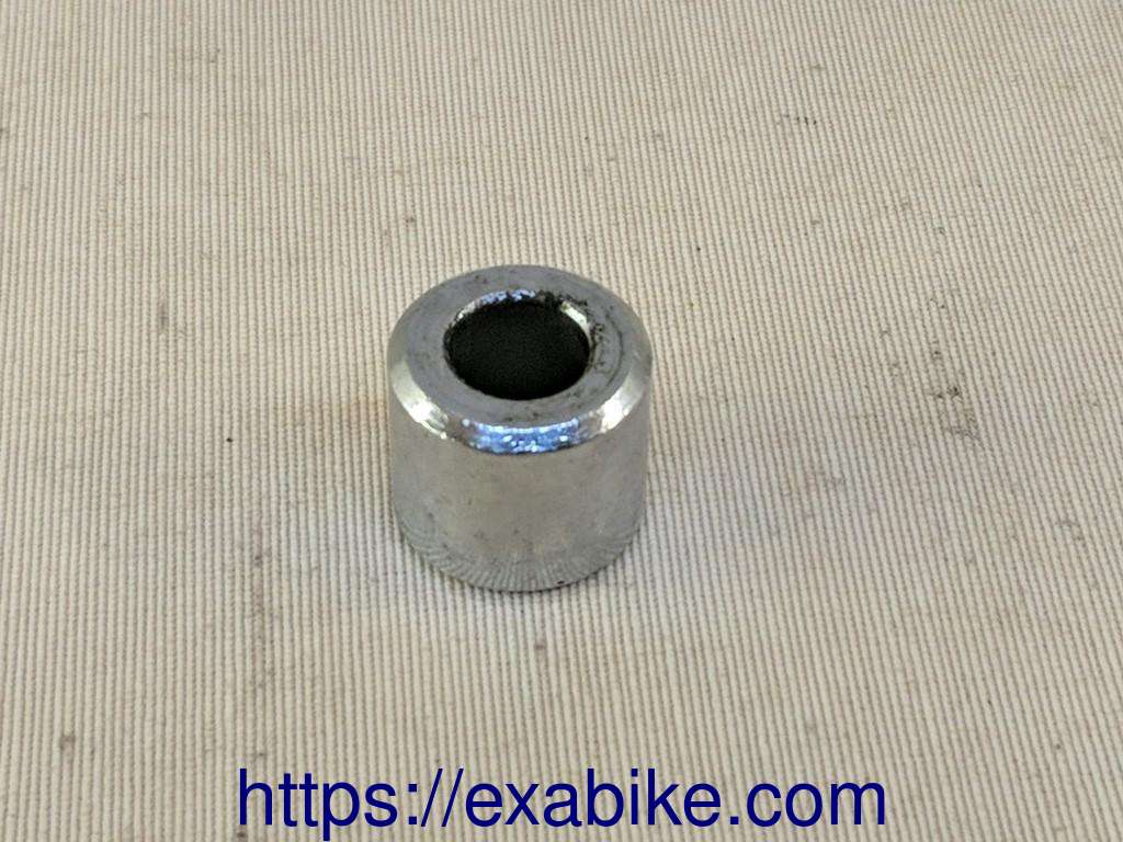 entretoise de roue avant Kymco Stryker 125 - photo 1