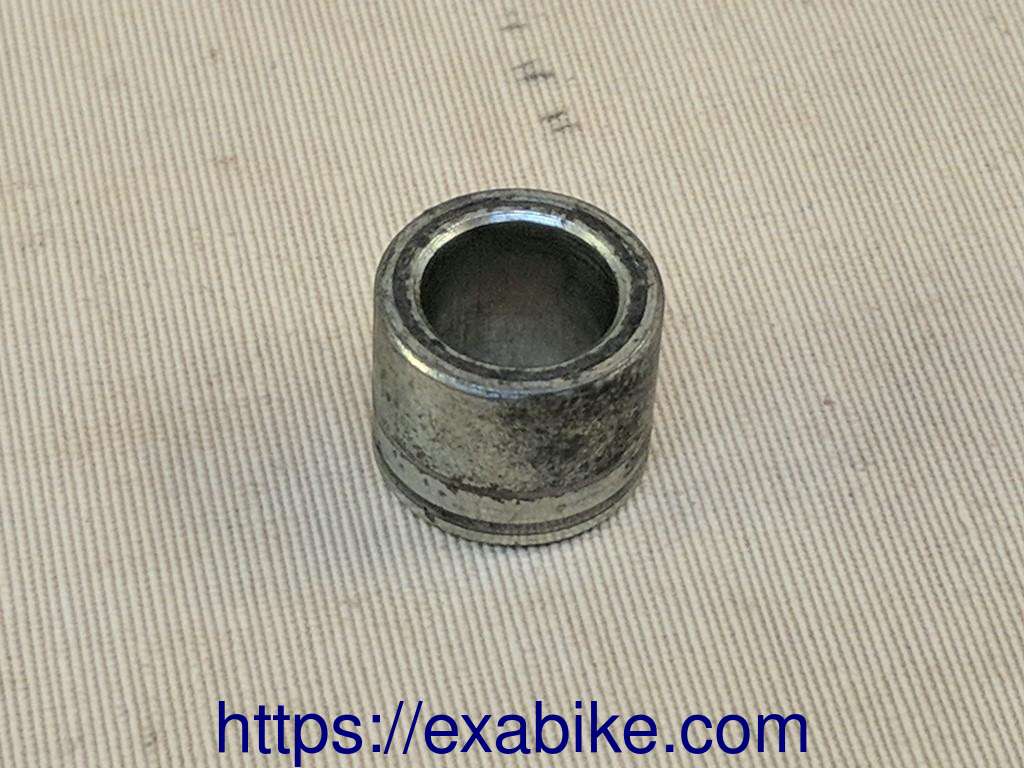 wheel spacer, front Yamaha XZ 550 - photo 1