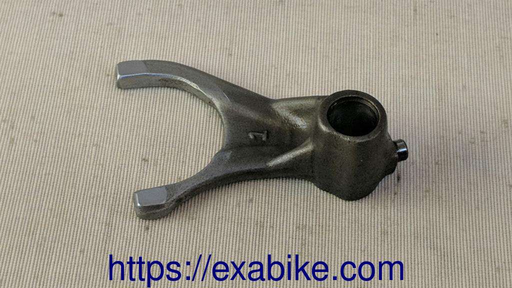 gearshift fork Yamaha XJ 600 Diversion - photo 1