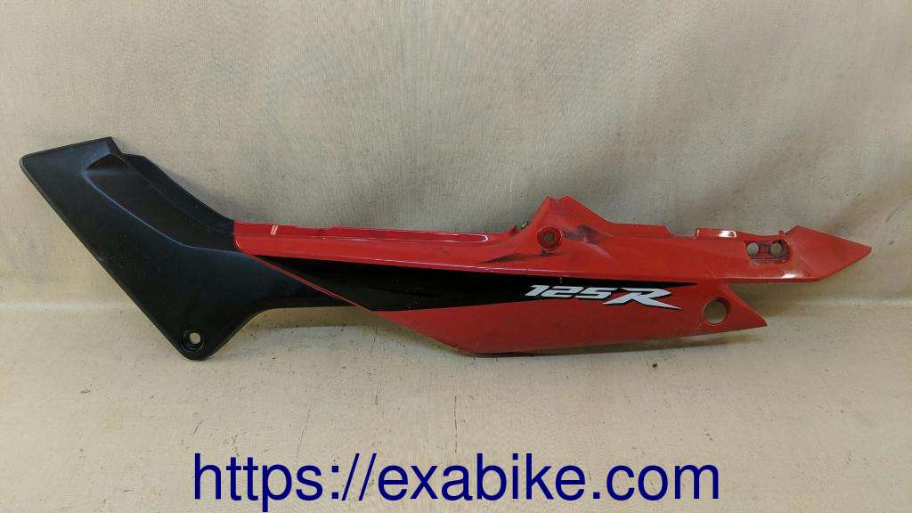 rear side fairing, left Honda CBR 125 - photo 1