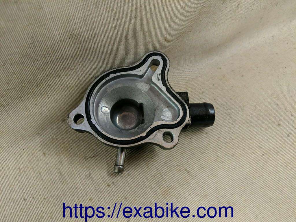 couvercle de pompe à eau Honda CBR 125 - photo 2